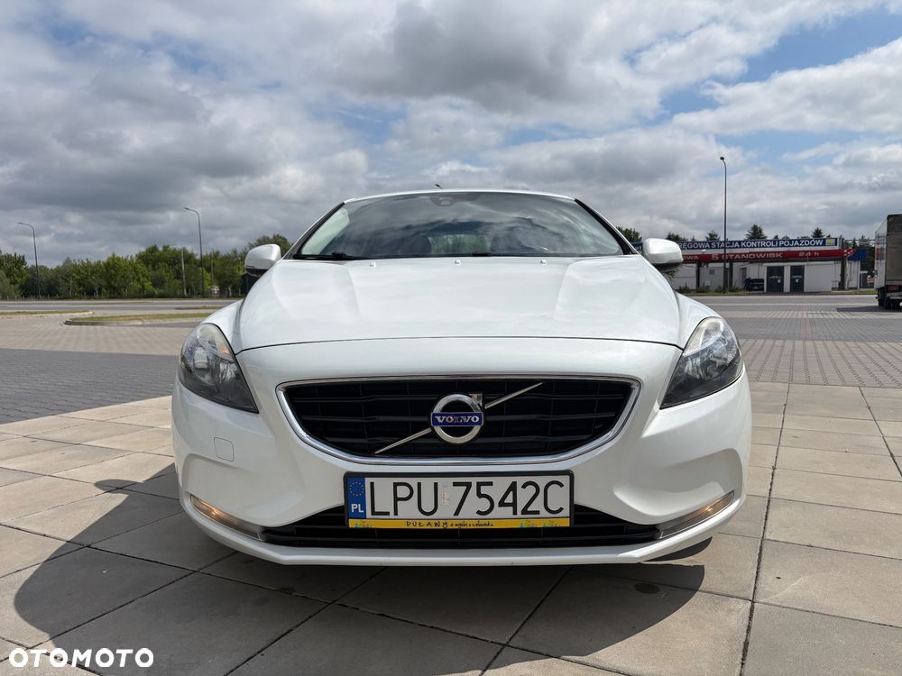 Volvo V40 D2 Summum - 14