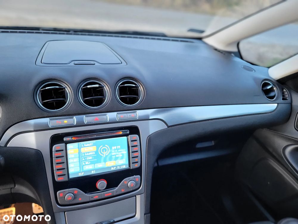 Ford S-Max 2.2 TDCi DPF Titanium - 18