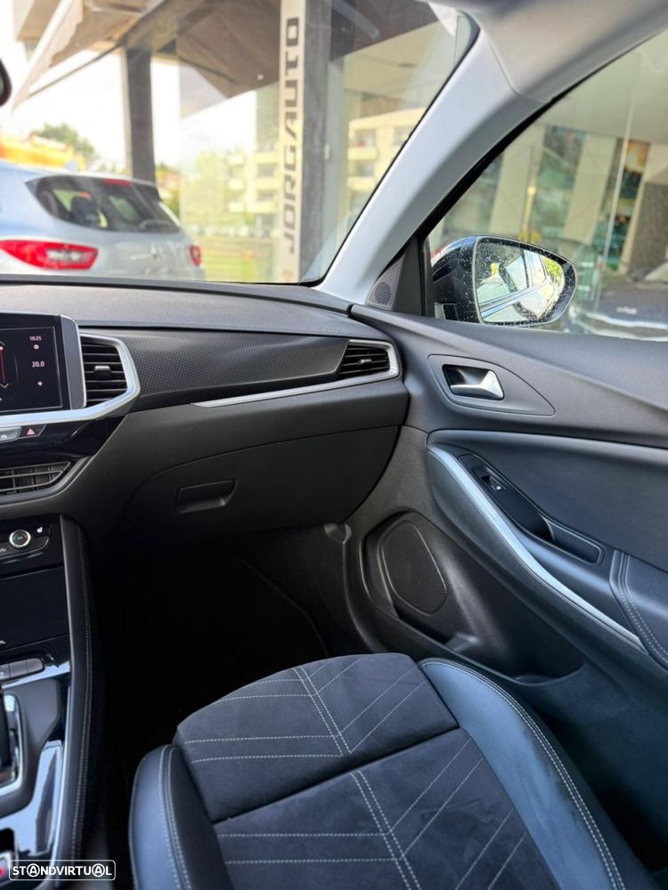 Opel Grandland 1.2 T Ultimate AT - 17