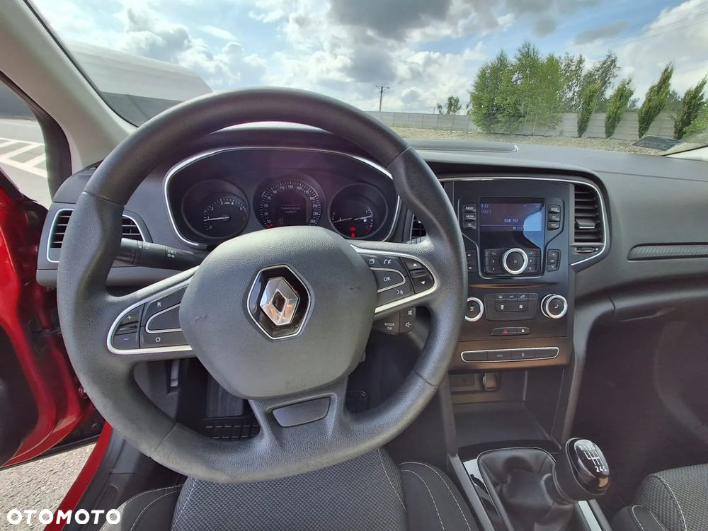 Renault Megane 1.3 TCe FAP Life - 28