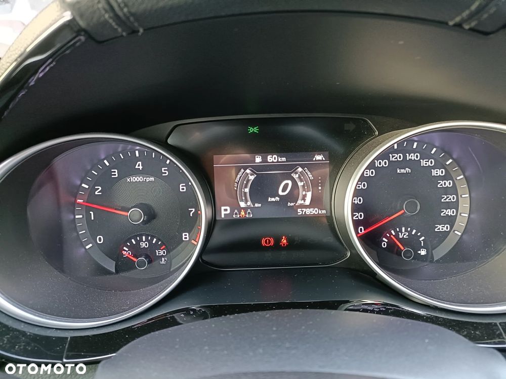 Kia ProCeed 1.6 T-GDI GT DCT - 9