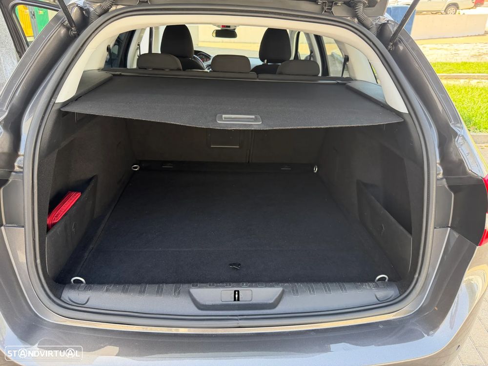 Peugeot 308 SW 1.5 BlueHDi Style - 12