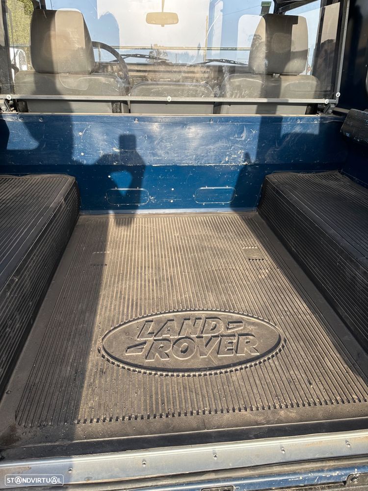 Land Rover Defender 90 2.5 TD5 Metal Top - 7