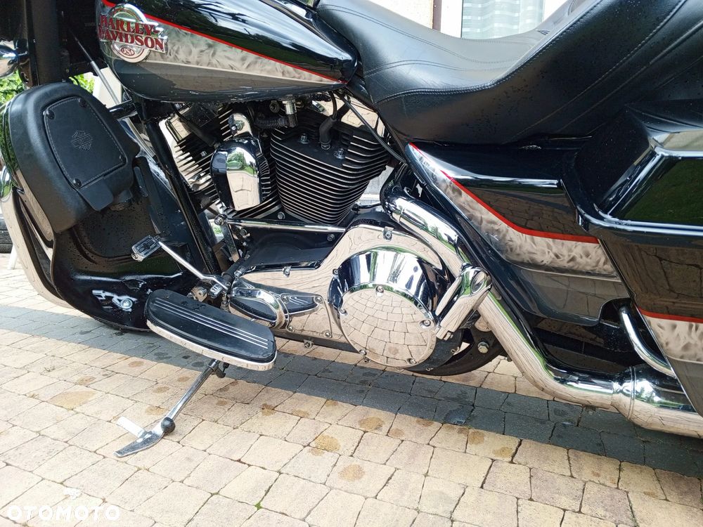 Harley-Davidson Electra - 15