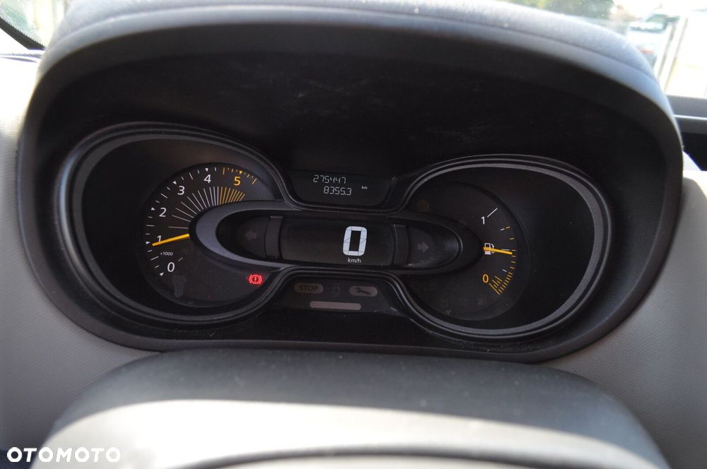 Renault Trafic - 13