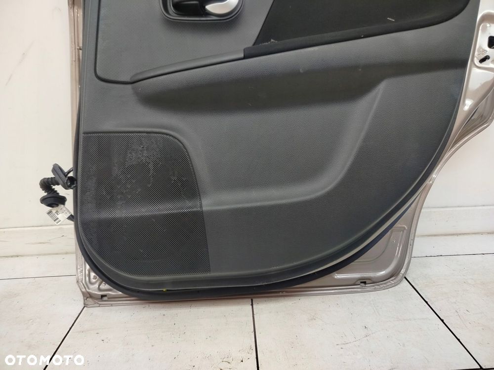 nissan note e11 06r- drzwi prawe tylne prawy tył c30 - 12