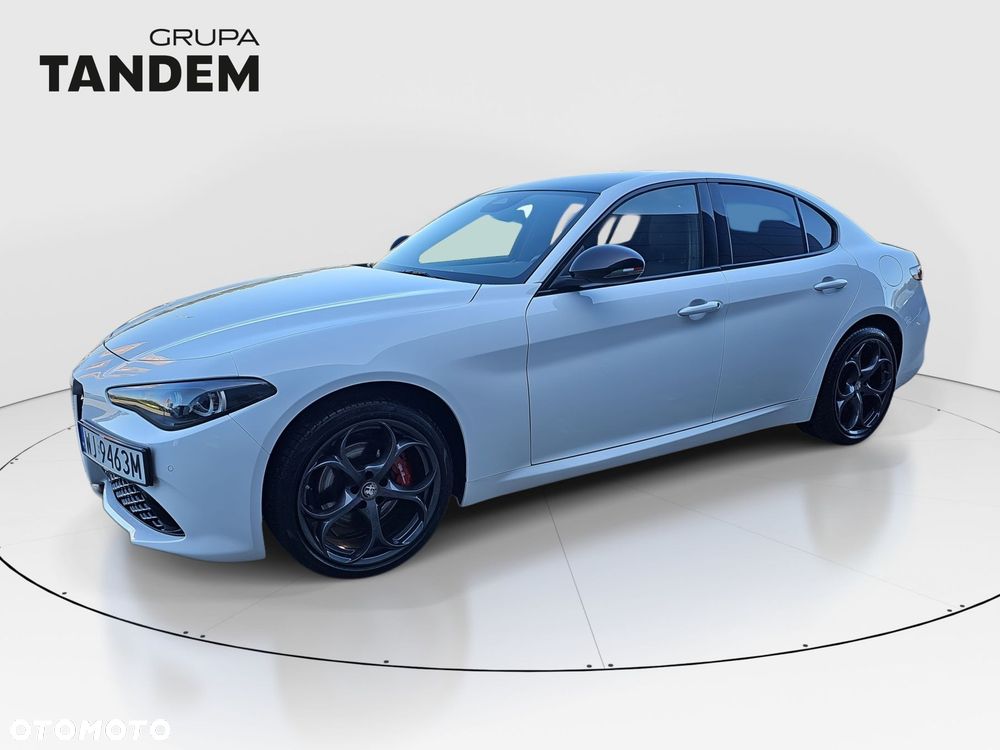 Alfa Romeo Giulia - 2