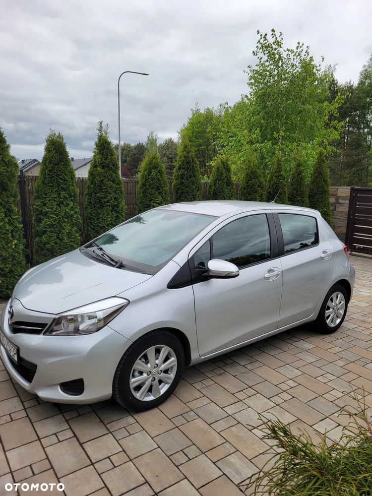 Toyota Yaris - 4
