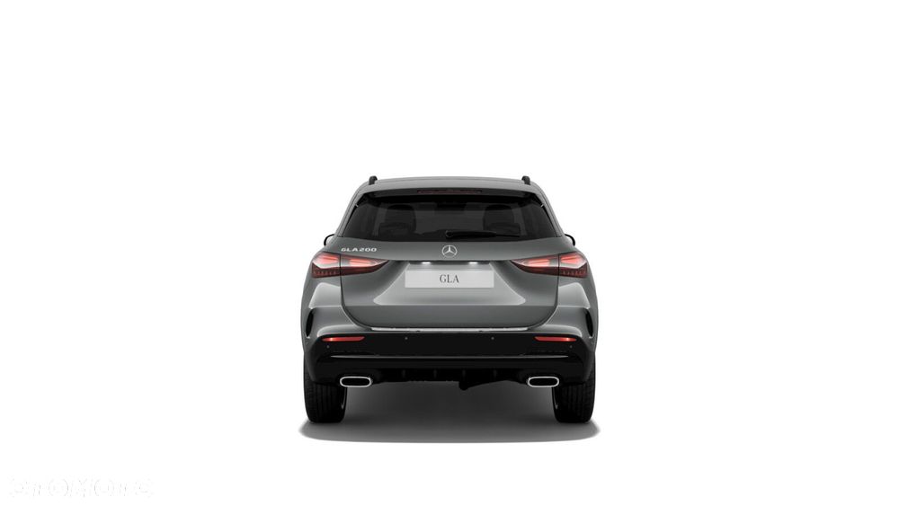 Mercedes-Benz GLA - 6