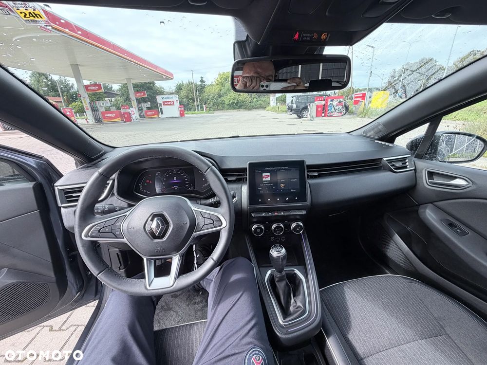 Renault Clio 1.0 TCe Techno - 9