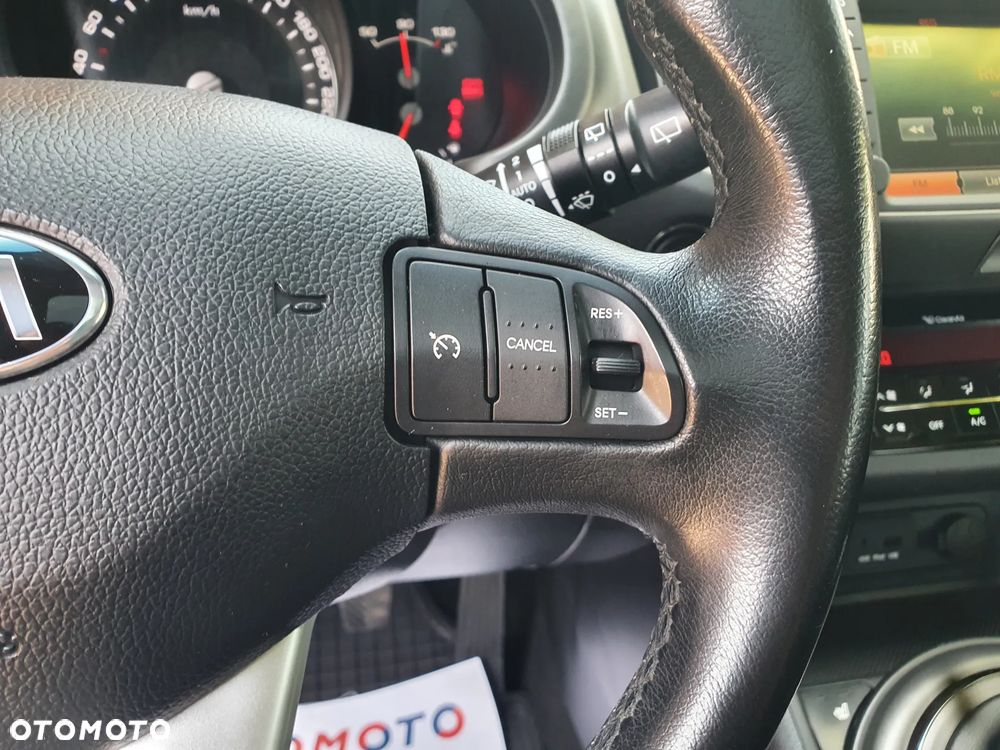 Kia Sportage 2.0 CVVT 4WD Vision - 21