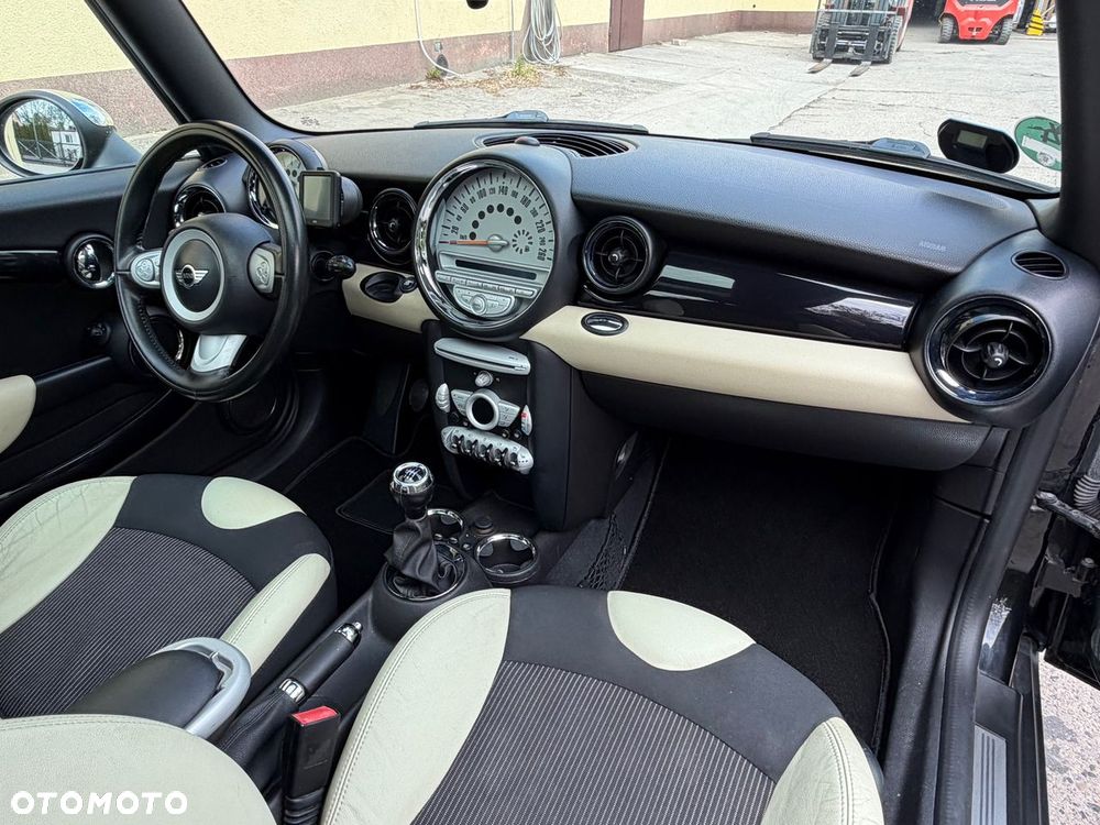 MINI Cooper - 17
