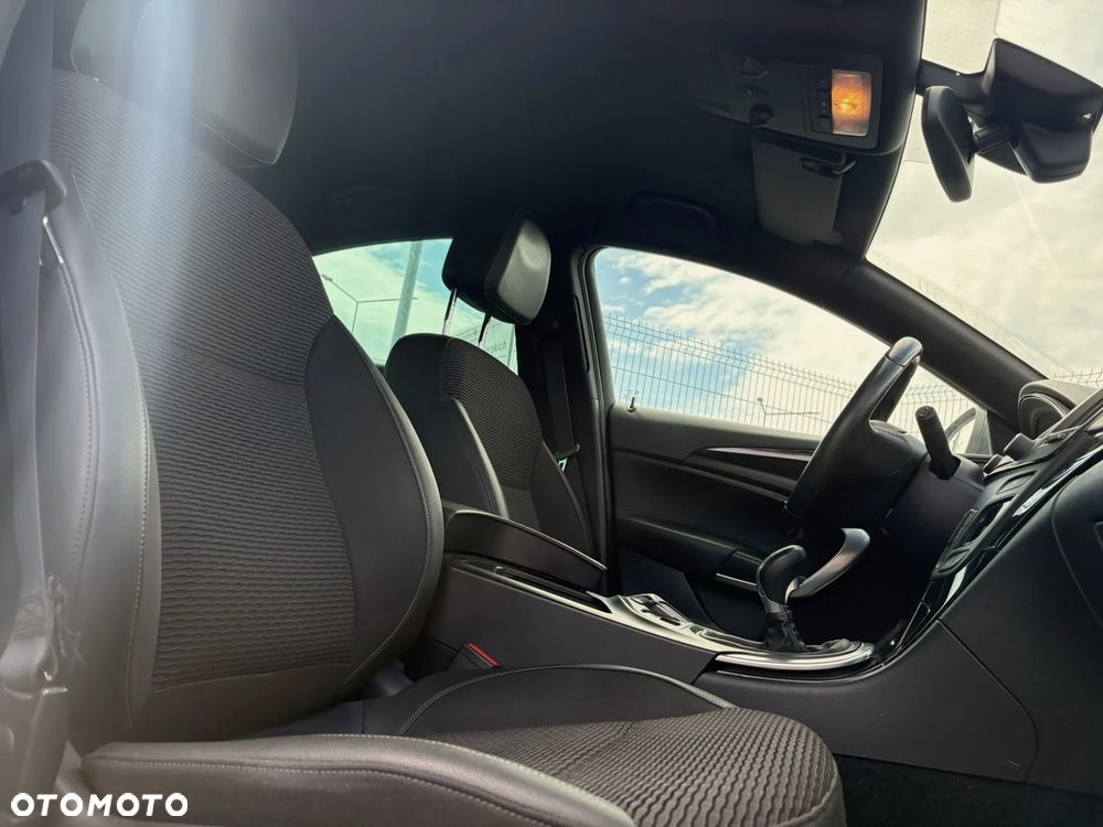 Opel Insignia 2.0 CDTI Cosmo - 24