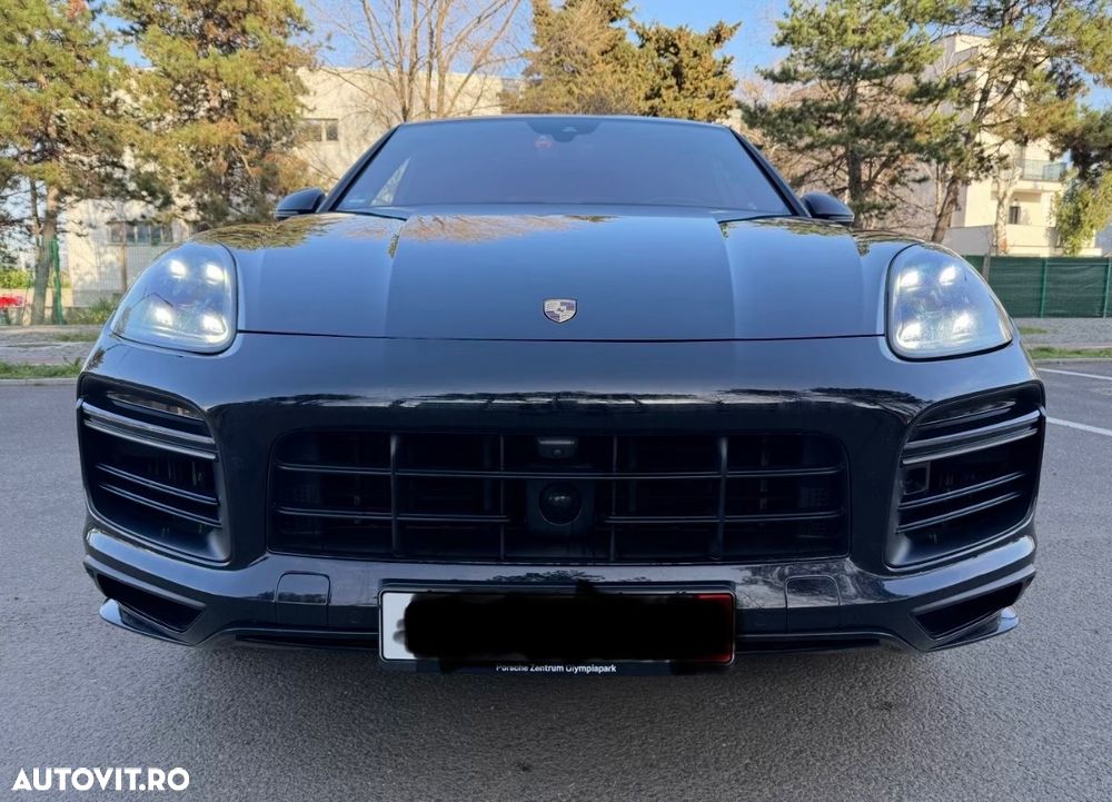 Porsche Cayenne Coupe - 9