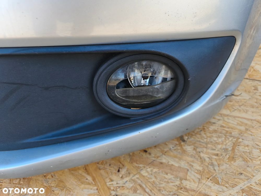 VW Touran II 10-15r zderzak przód przedni Grill - 5