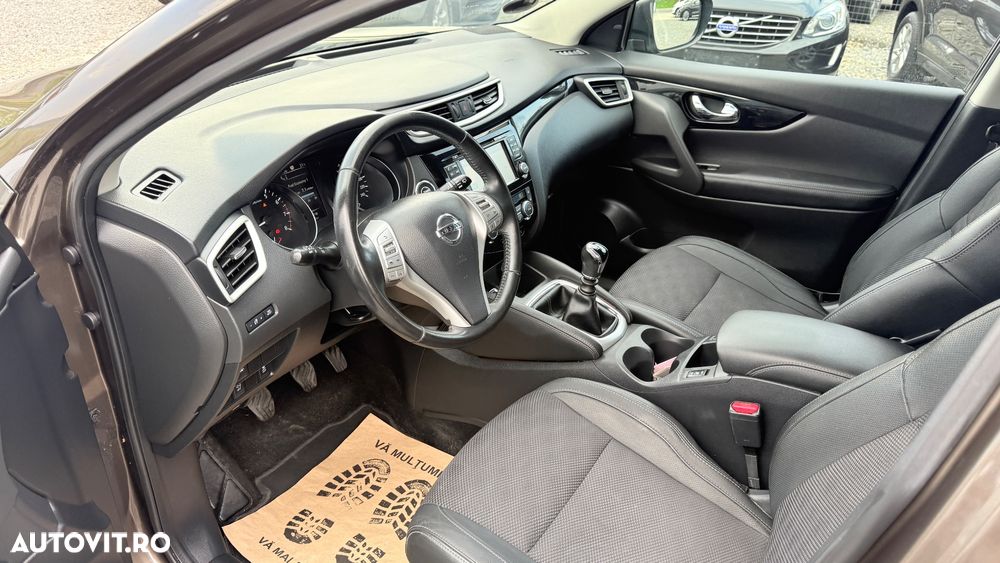 Nissan Qashqai 1.6 DIG-T TEKNA - 32