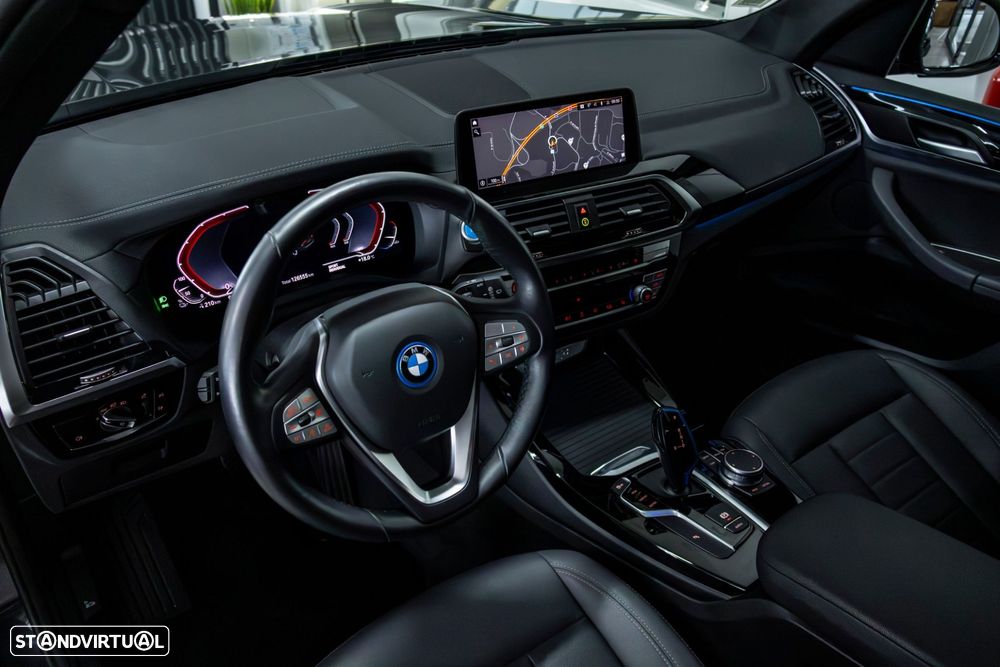 BMW iX3 Inspiring - 26