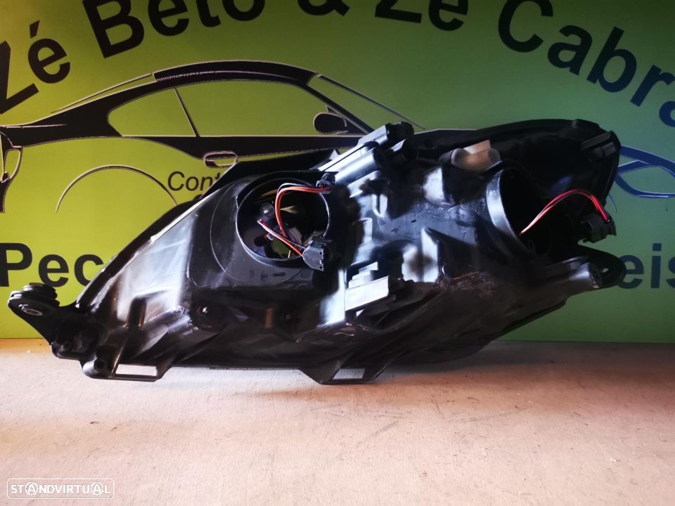 SKODA FABIA II FAROL DIREITO - FF350 - 8