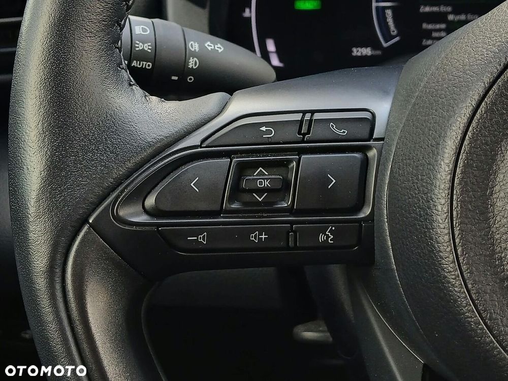 Toyota Yaris Hybrid 1.5 Style - 26