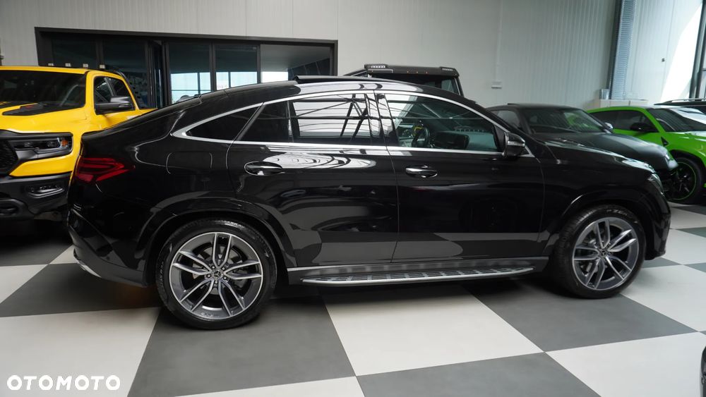 Mercedes-Benz GLE 300 d mHEV 4-Matic AMG Line - 17