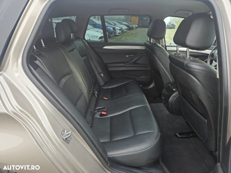BMW Seria 5 520d Aut. Luxury Line - 10