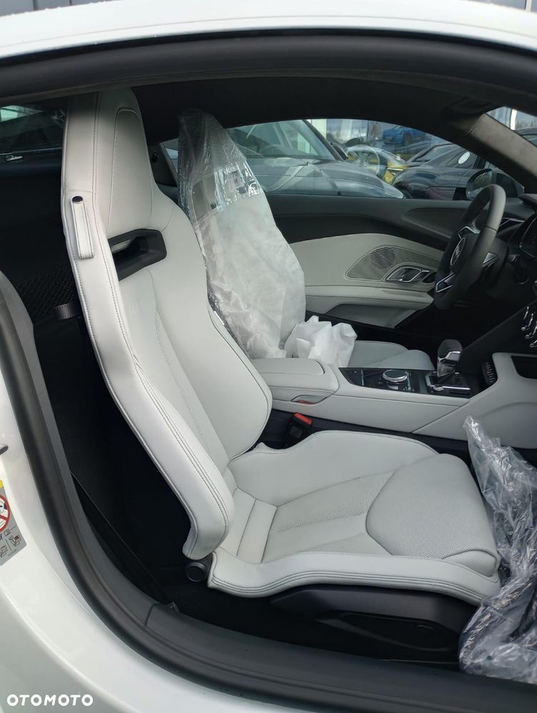 Audi R8 Coupé V10 RWD Performance - 3