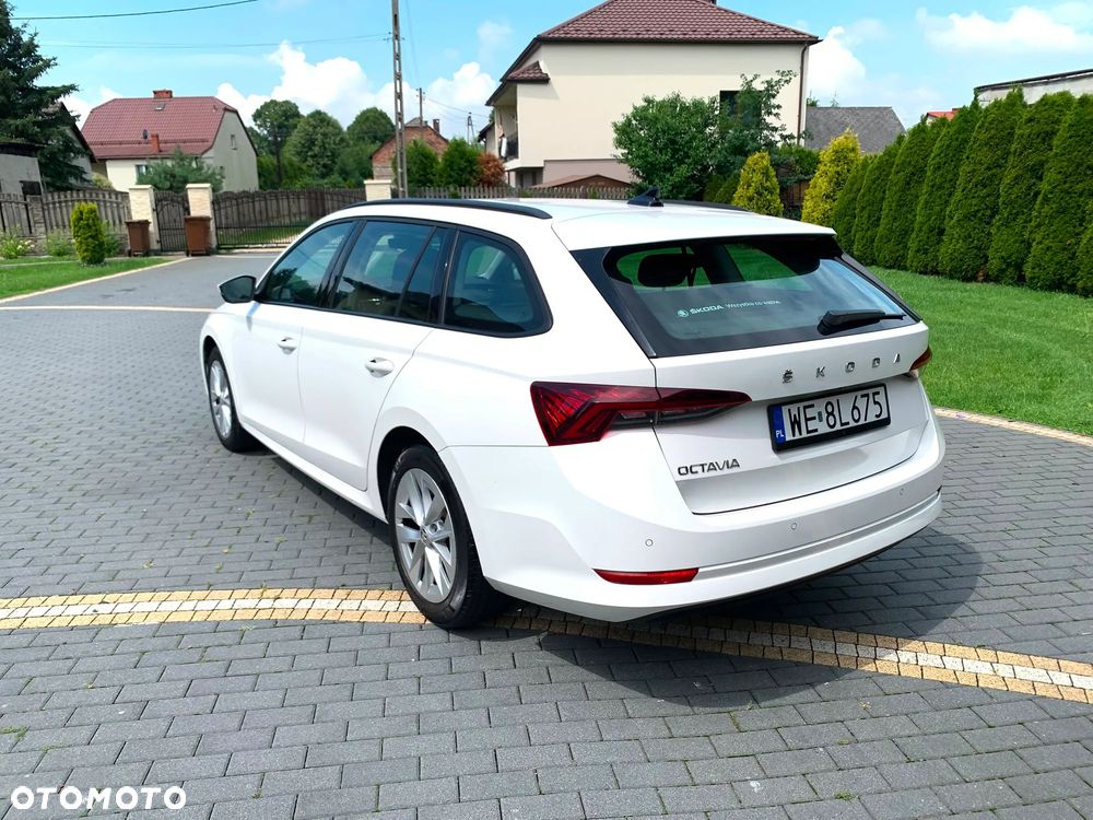 Skoda Octavia 1.5 TSI ACT Ambition - 3