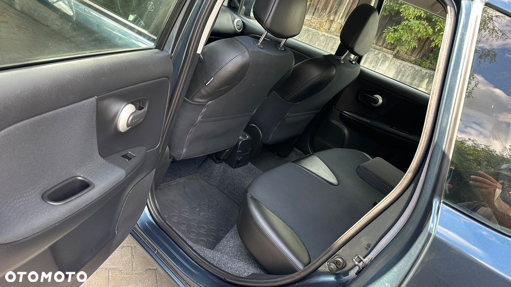 Nissan Note 1.6 Tekna - 10