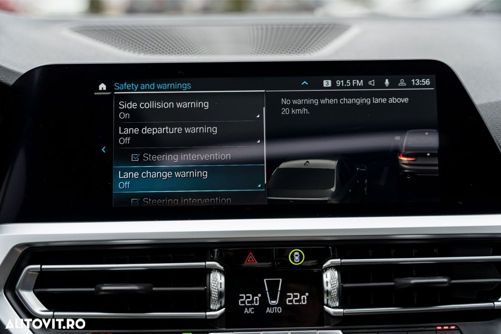 BMW Seria 3 330e Aut. M Sport - 32