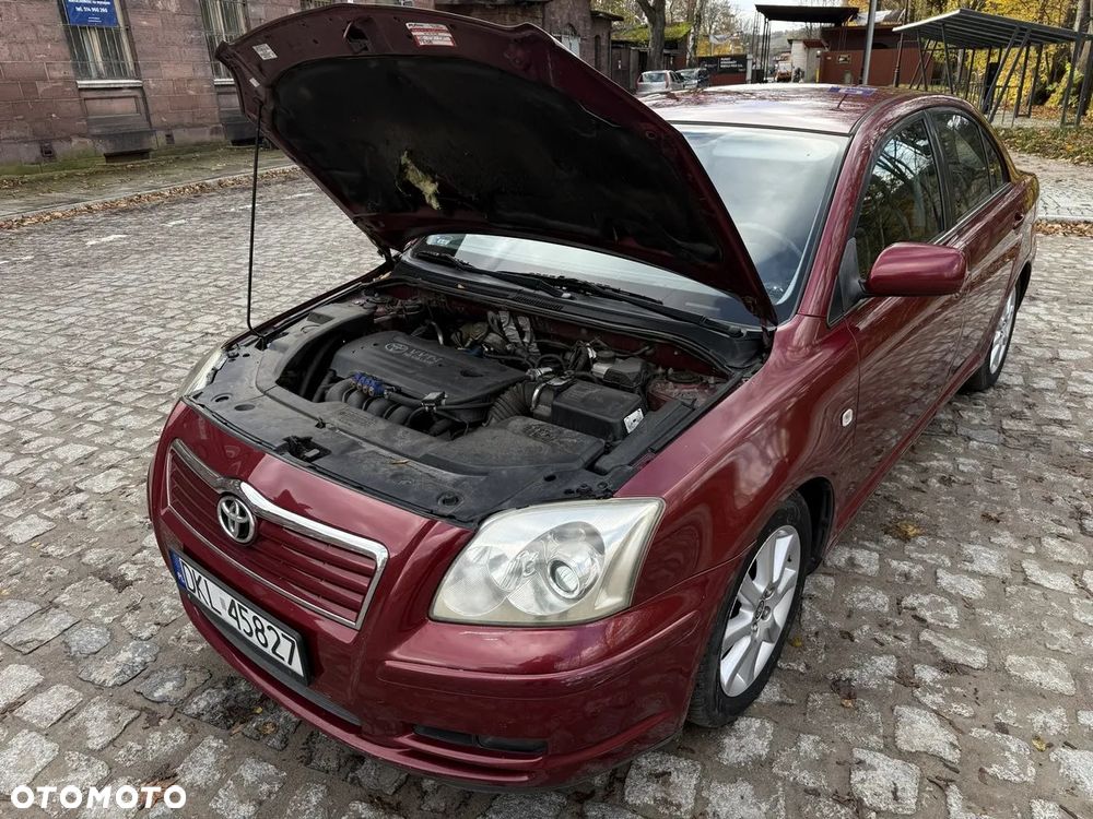Toyota Avensis 1.8 VVT-i Sol - 11