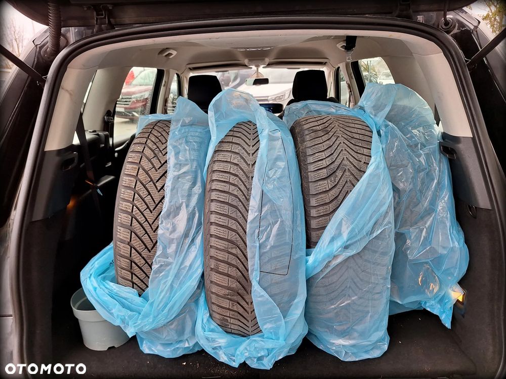 Citroën C4 Picasso BlueHDi 120 Exclusive - 23