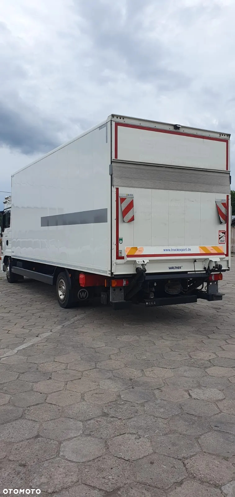 Zabudowa kontener WALTHER + winda BAR Cargolift - 5