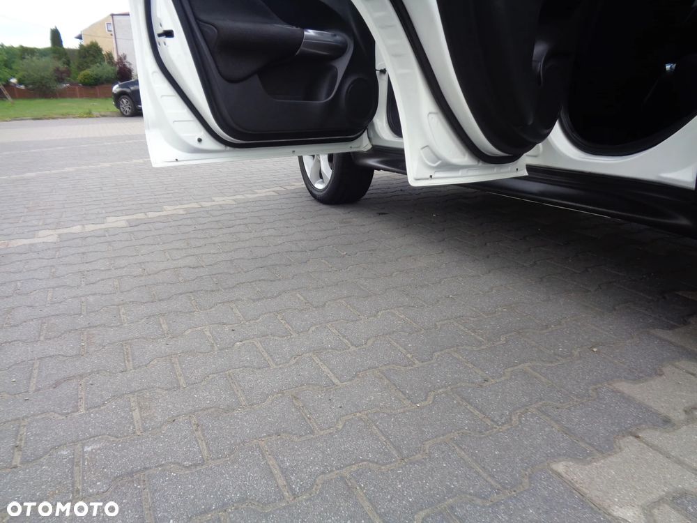 Nissan Juke 1.6 Tekna S&S - 12
