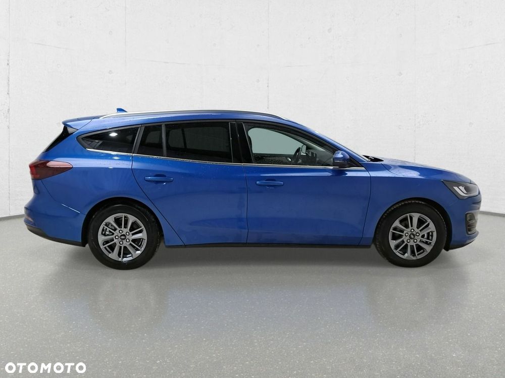 Ford Focus - 8