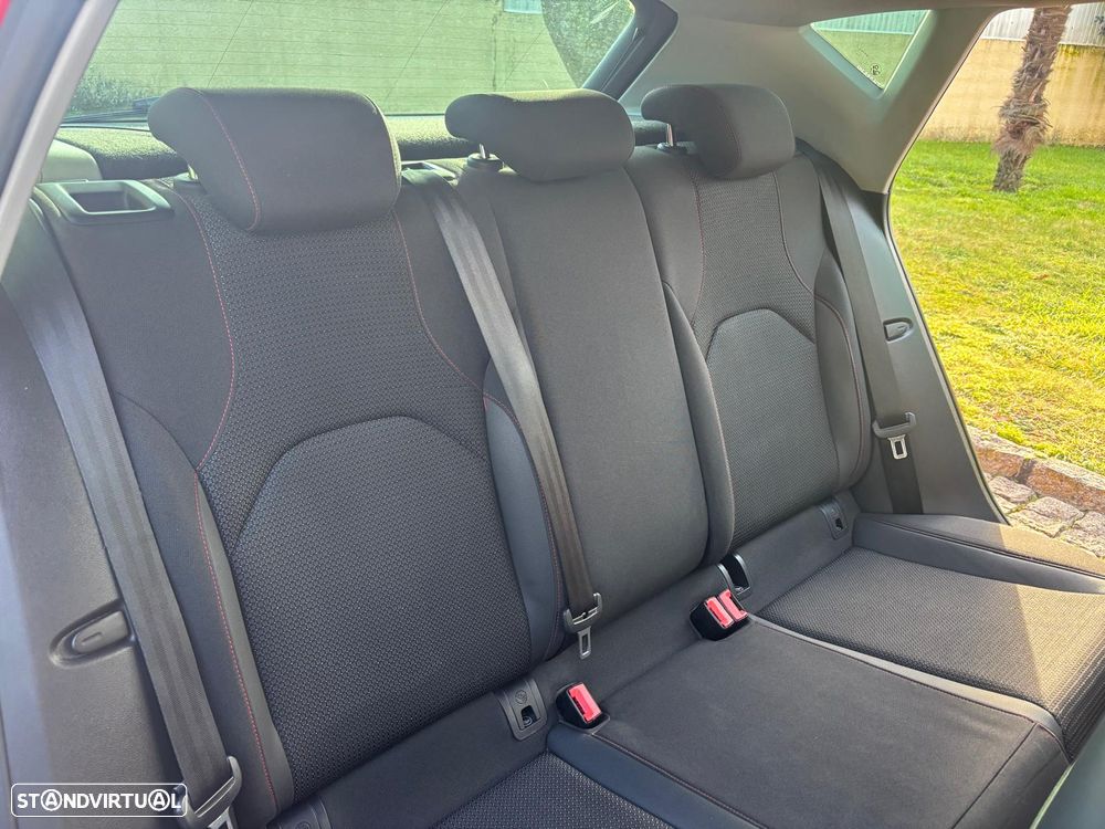 SEAT Leon 2.0 TDI DPF FR - 12