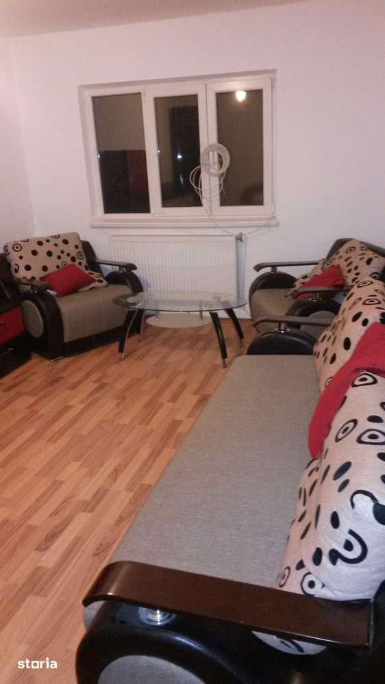 Apartament cu 3 camere decomandat zona Nicolina Lidl lângă bulevard — fotografia 3