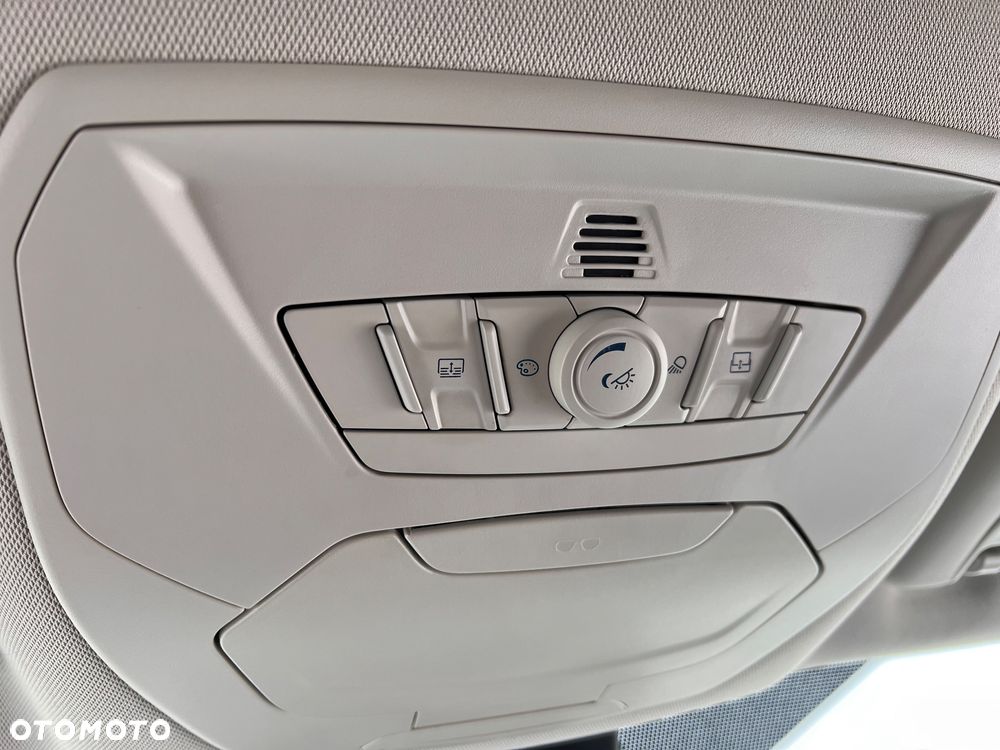 Ford Kuga 2.0 TDCi 4x4 Titanium - 38