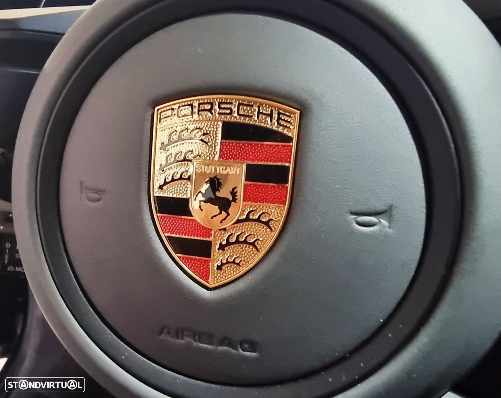 Porsche 911 Carrera 4S PDK — fotografia 21