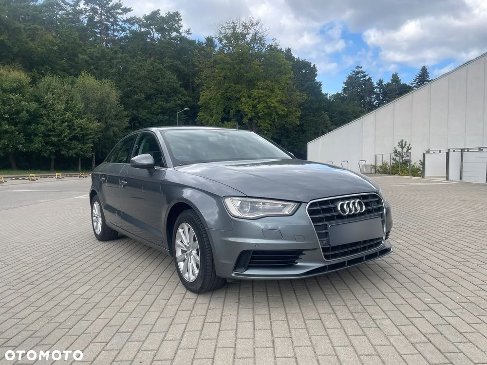 Audi A3 Limousine 1.6 TDI clean diesel Attraction S tronic - 2