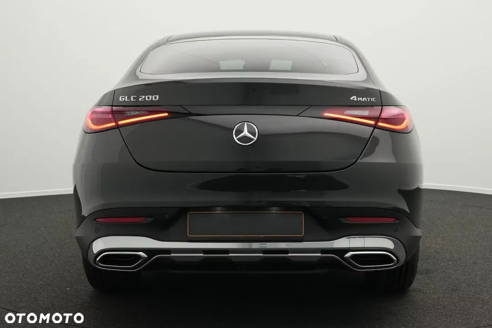 Mercedes-Benz GLC 200 4Matic 9G-TRONIC Edition Avantgarde - 11