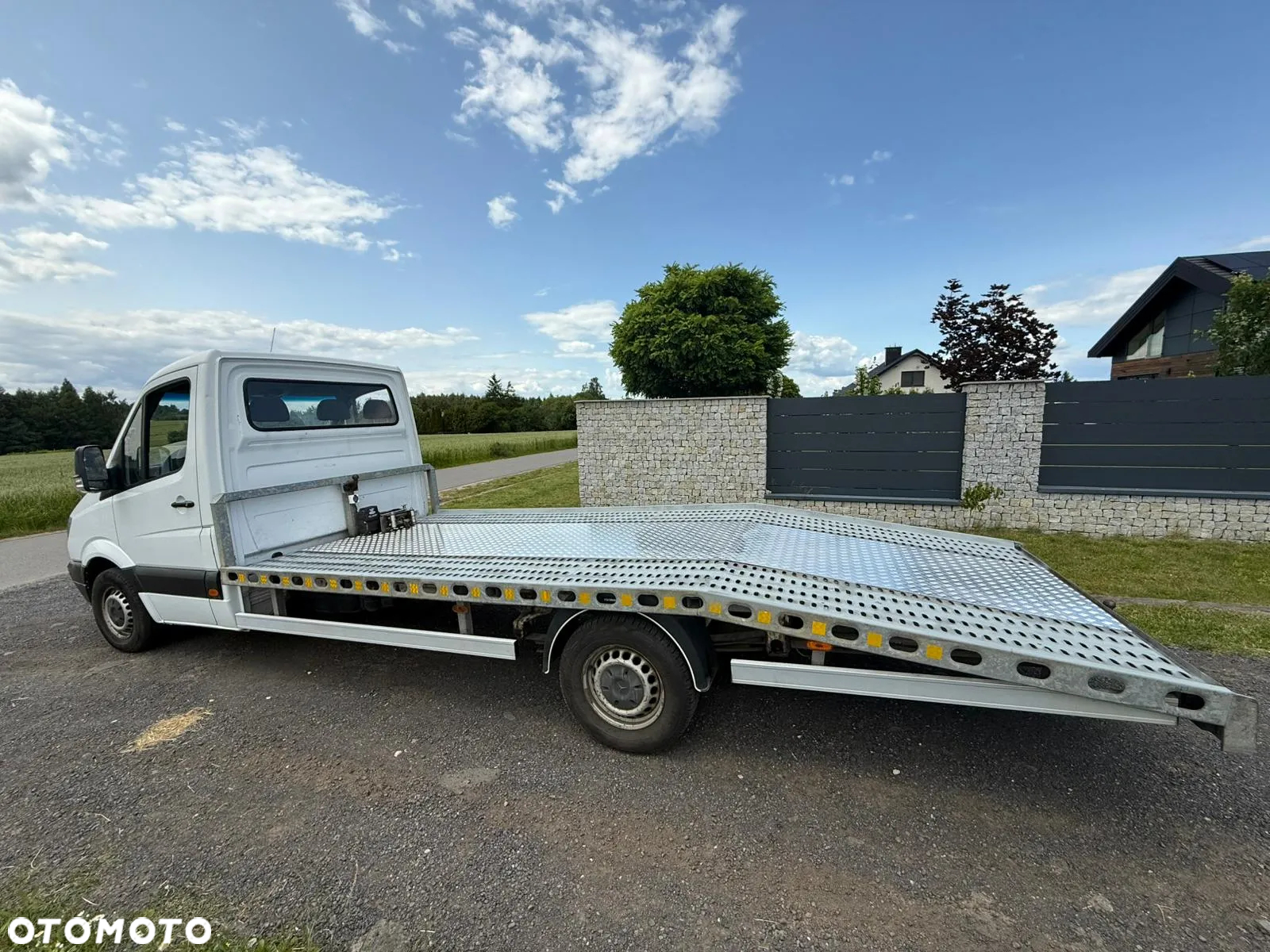 Mercedes-Benz Sprinter - 4