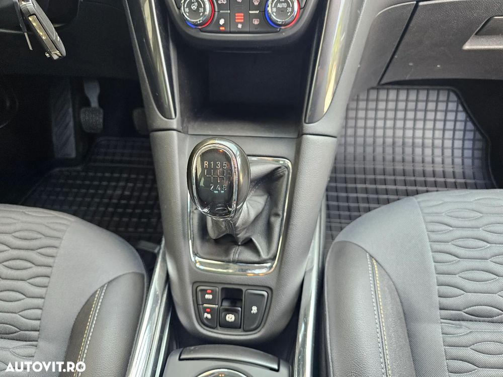 Opel Zafira Tourer 2.0 CDTI ECOFLEX Start/Stop Innovation - 15