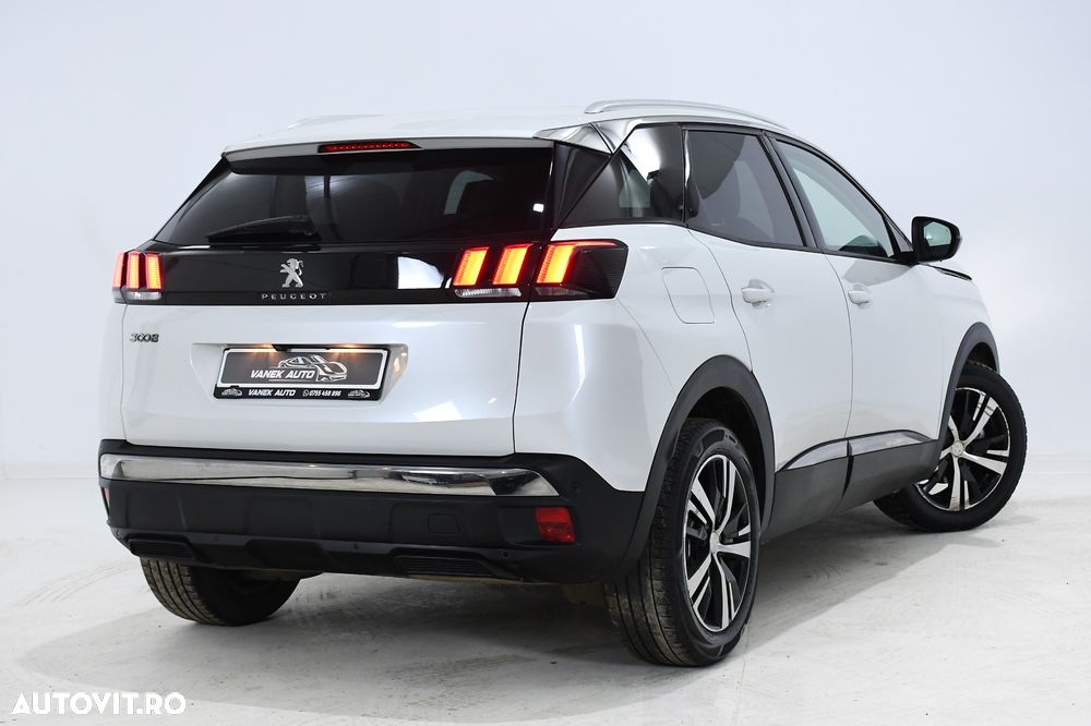 Peugeot 3008 1.2 PureTech Turbo S&S Allure - 5