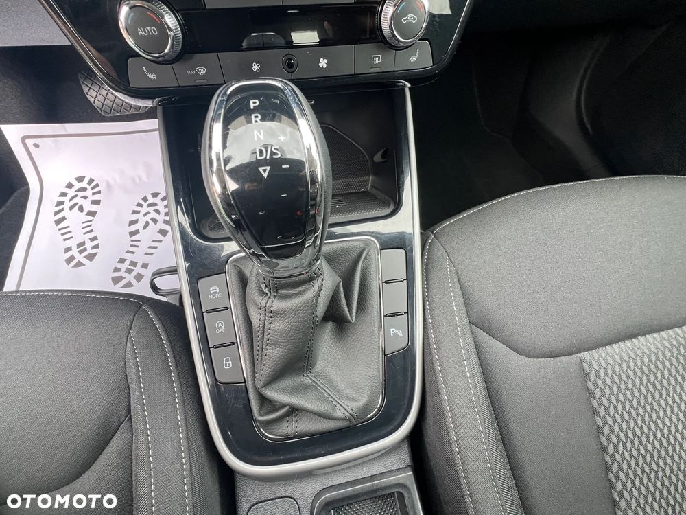 Skoda Fabia 1.5 TSI Selection DSG - 22