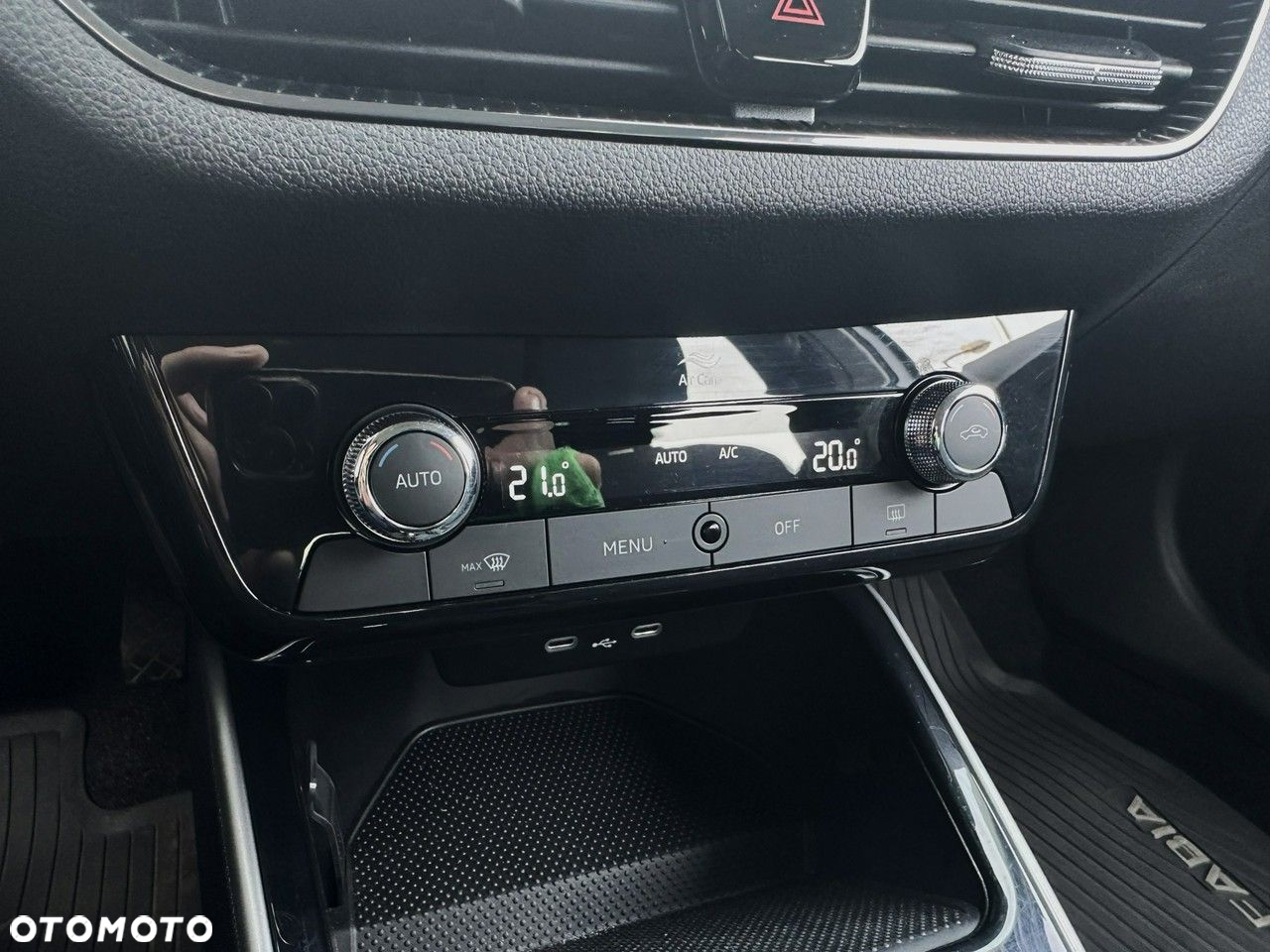 Skoda Fabia - 12