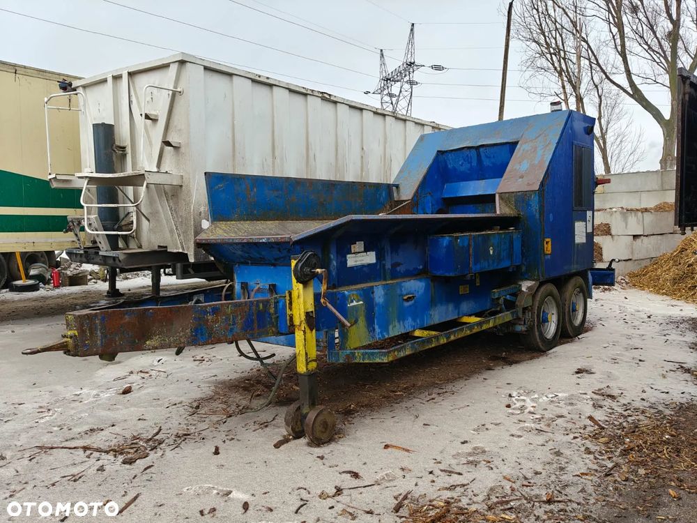 RĘBAK ROZDRABNIACZ HUSMANN HFG 4 do lasu zrębki gałęzi SILNIK CATA 203 KM - 2