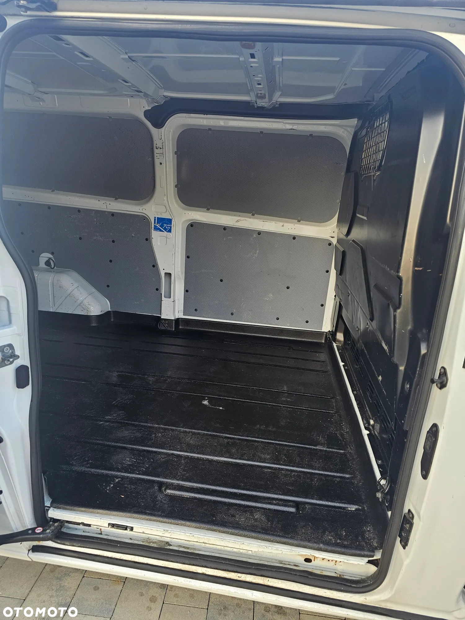 Ford Transit Custom - 23