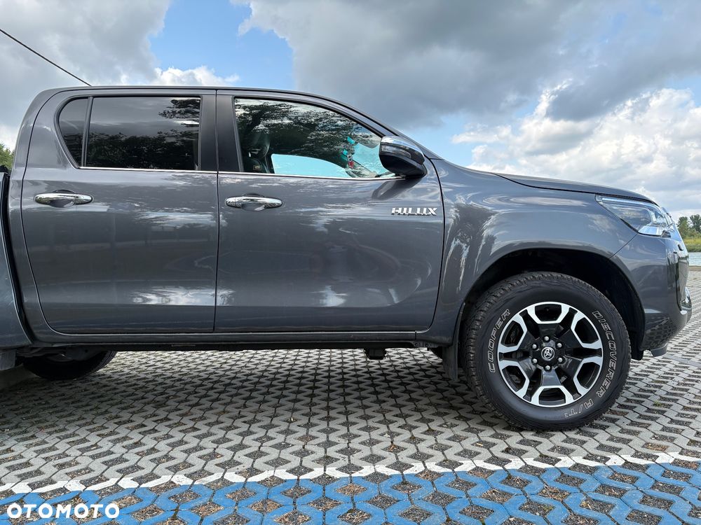Toyota Hilux 2.8 D-4D Double Cab SR5+ 4x4 - 12
