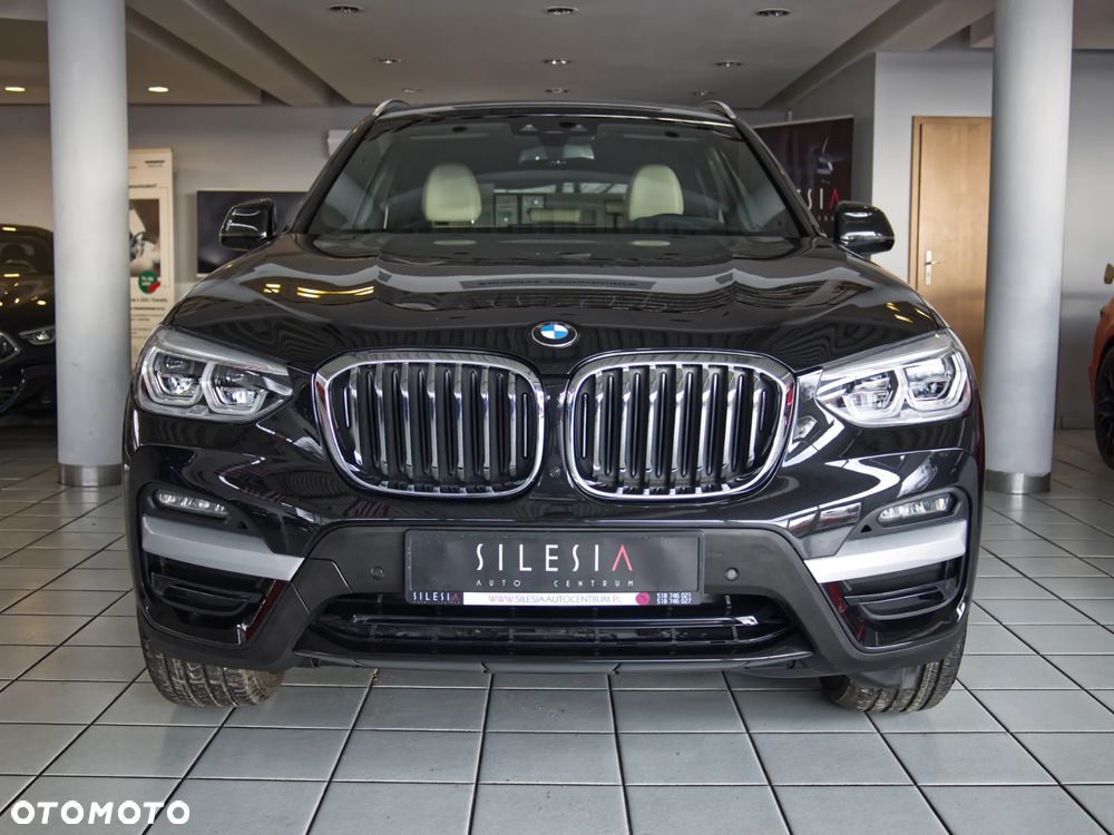 BMW X3 xDrive30i GPF Luxury Line - 2