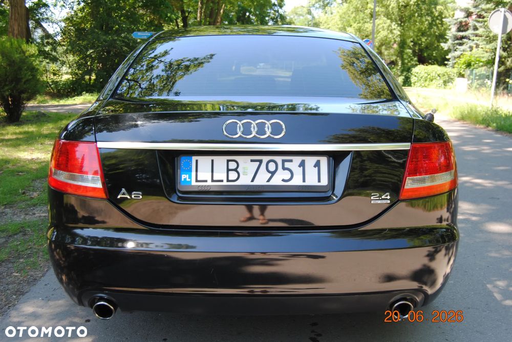 Audi A6 Limousine 2.4 - 7
